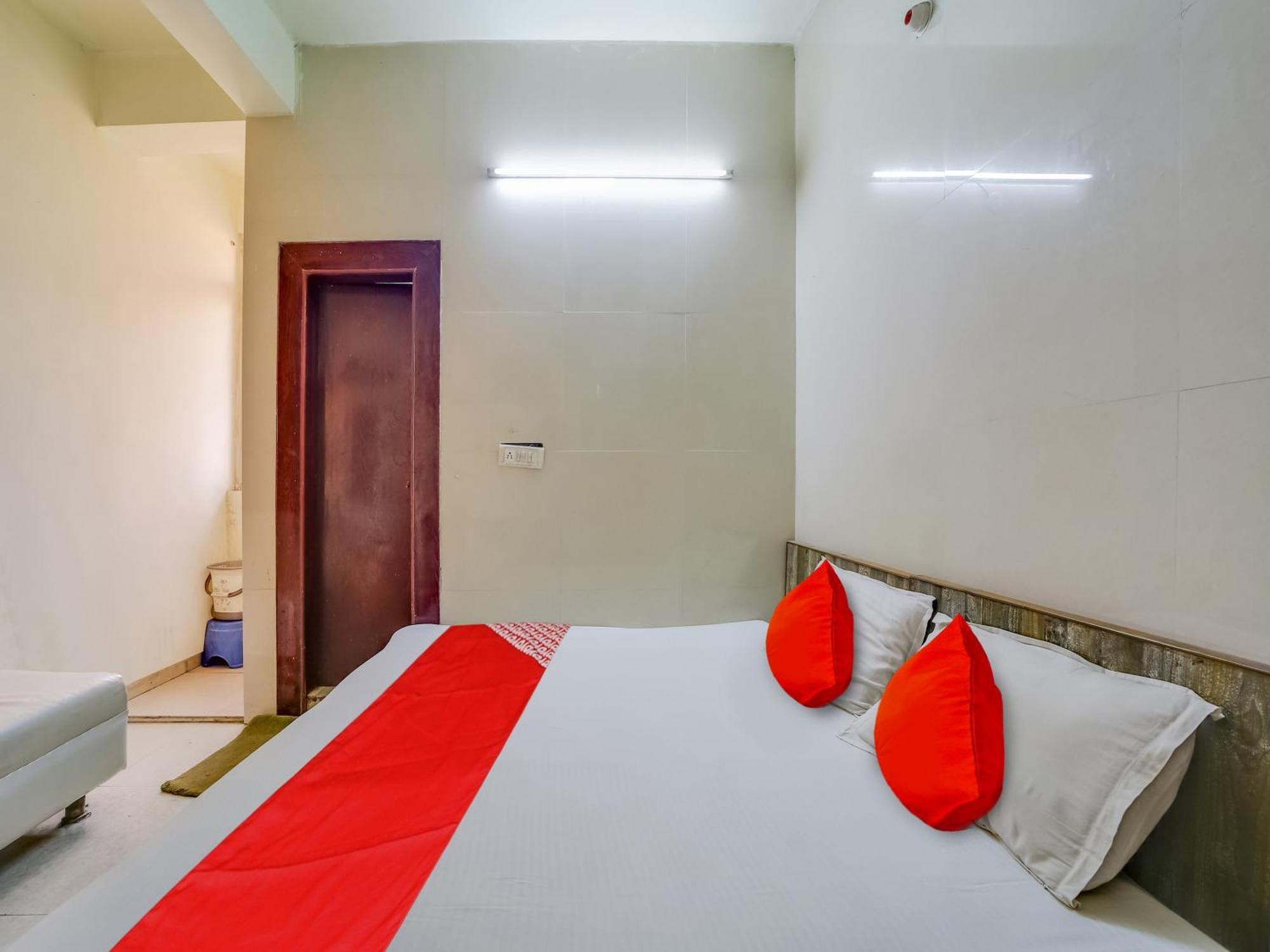 Hotel O Rama Krishna โบปาล ภายนอก รูปภาพ